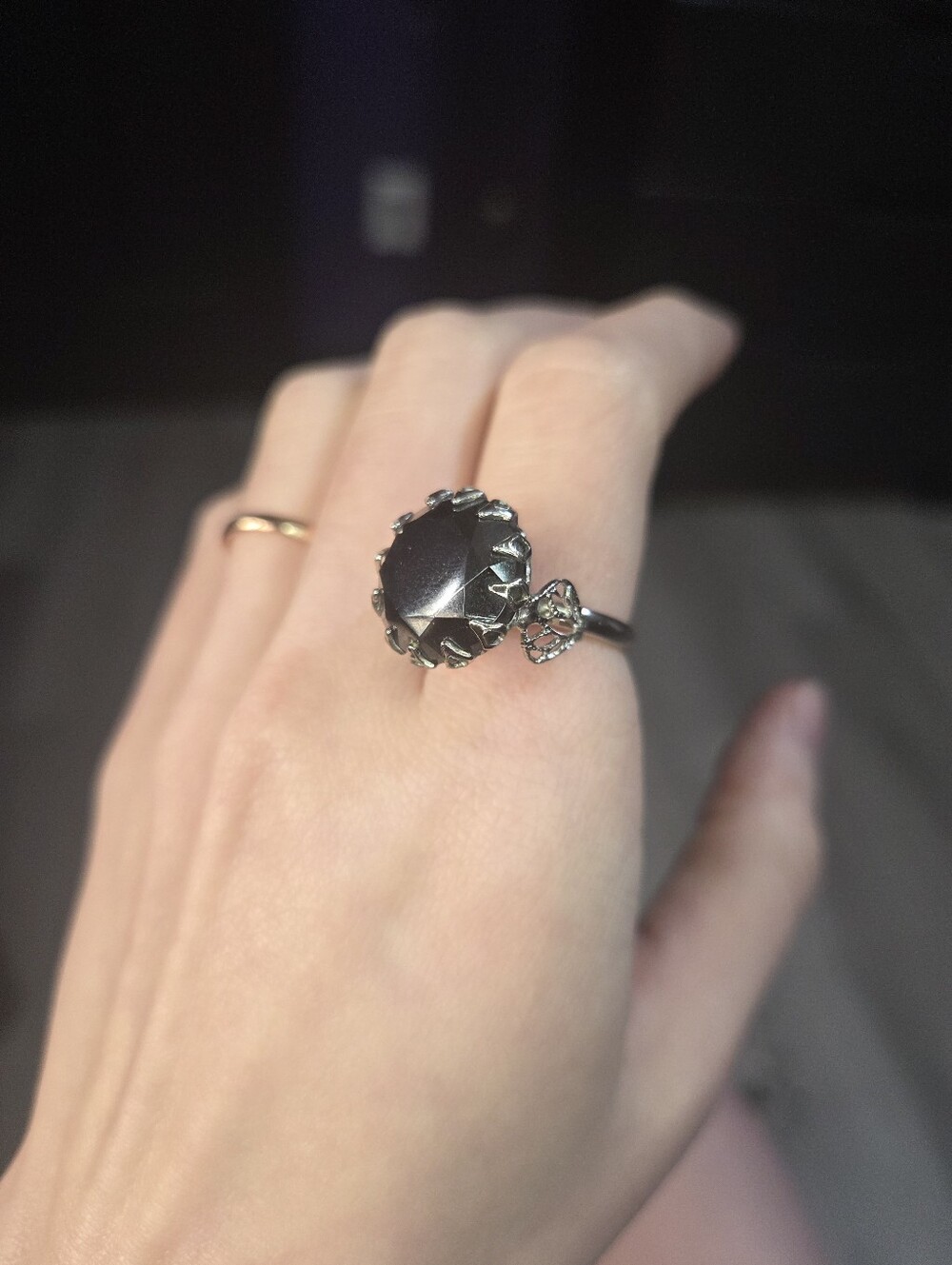 Black Stone Silver Tone Claw Ring Ornate Filigree Adjustable Goth Crown Tiara